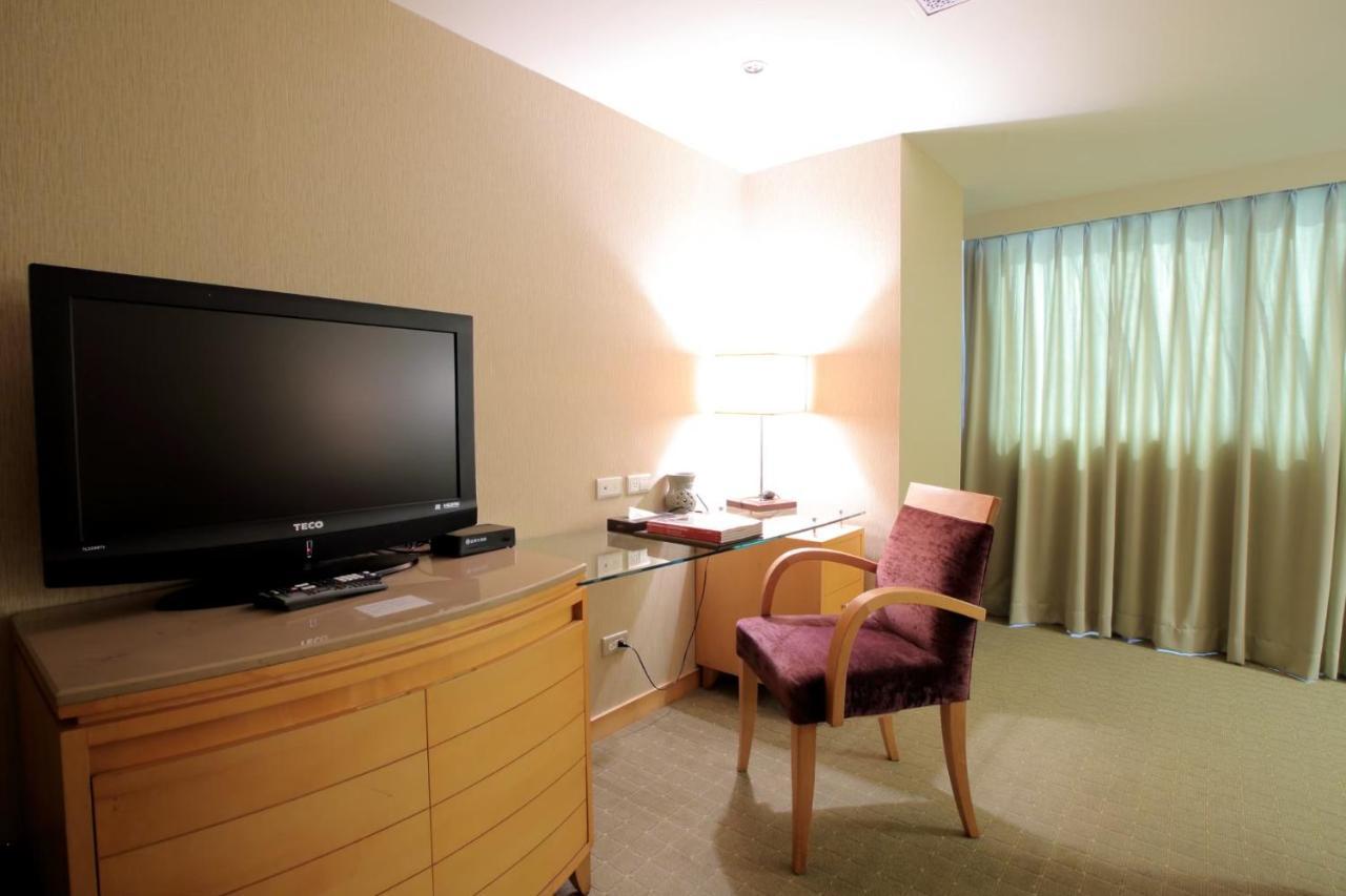 Jin Hua Hotel Luodong Exterior photo