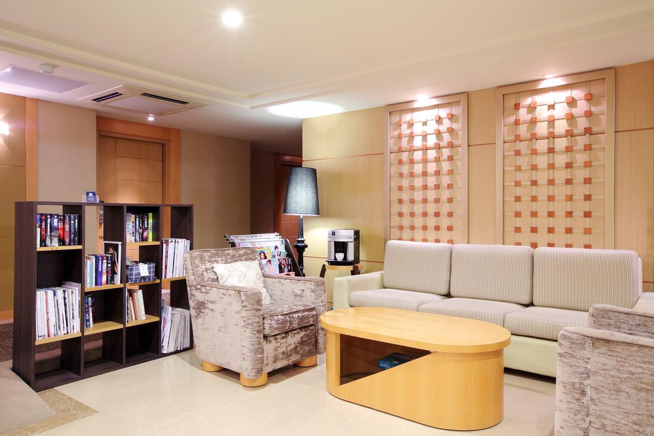 Jin Hua Hotel Luodong Exterior photo